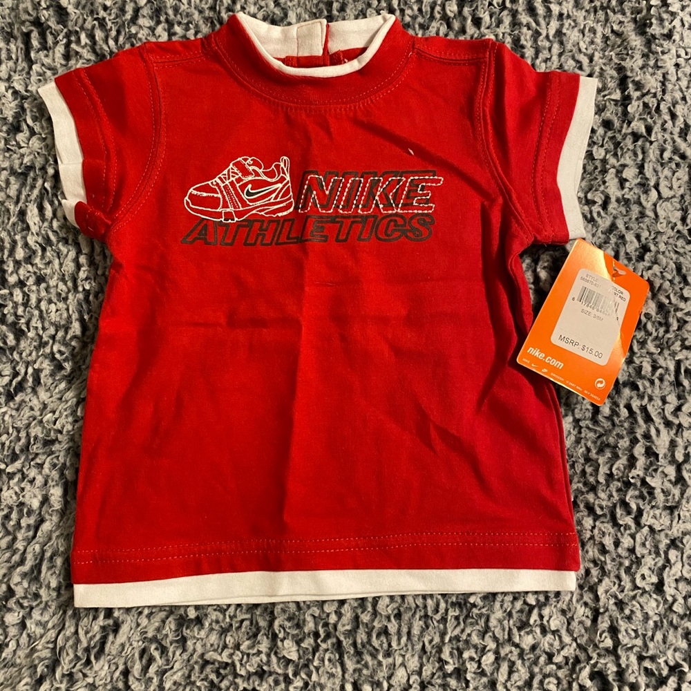 Boys Nike top Sz 3-6mo NWT